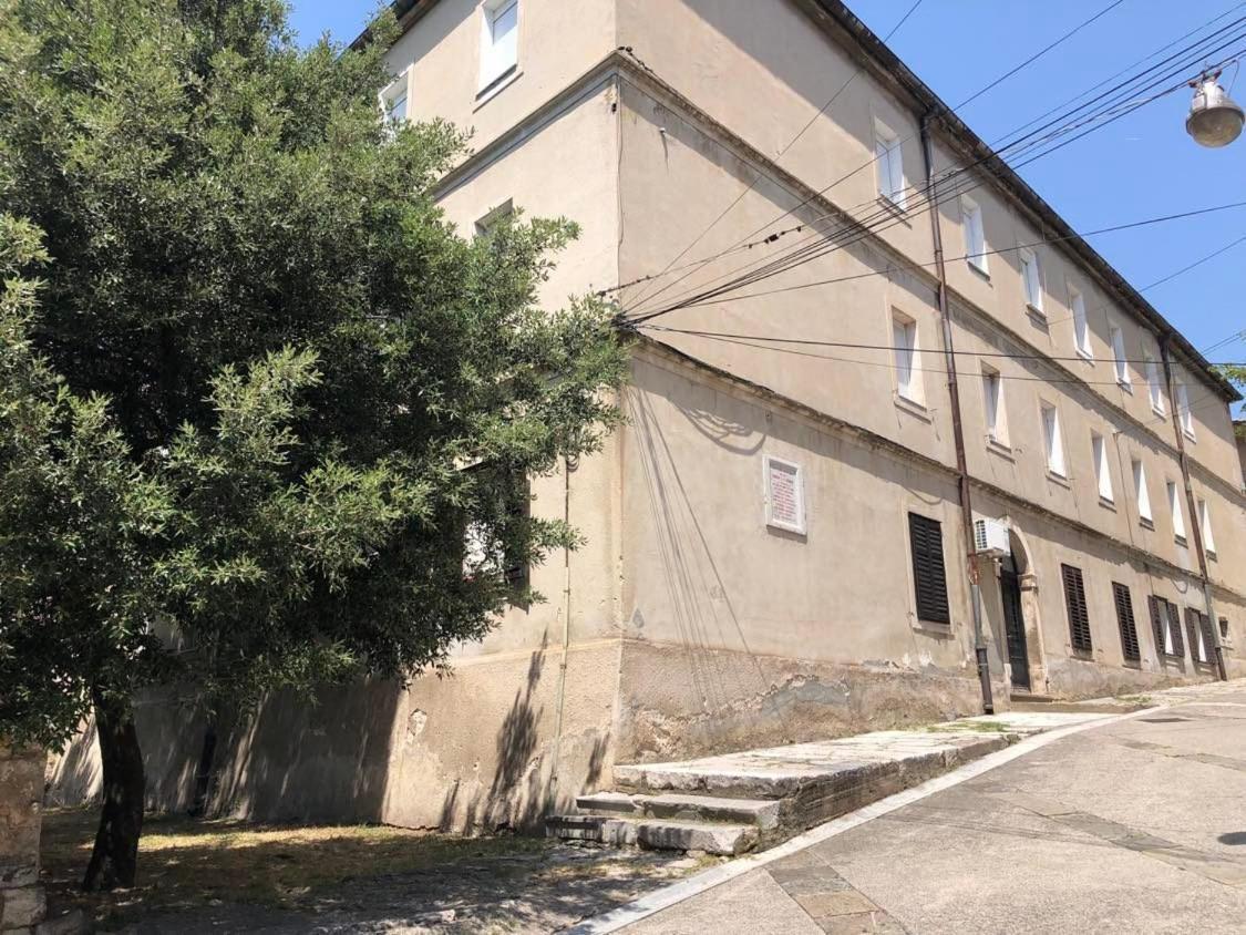 Appartement App Zora, Centar Senj à Senj  Extérieur photo