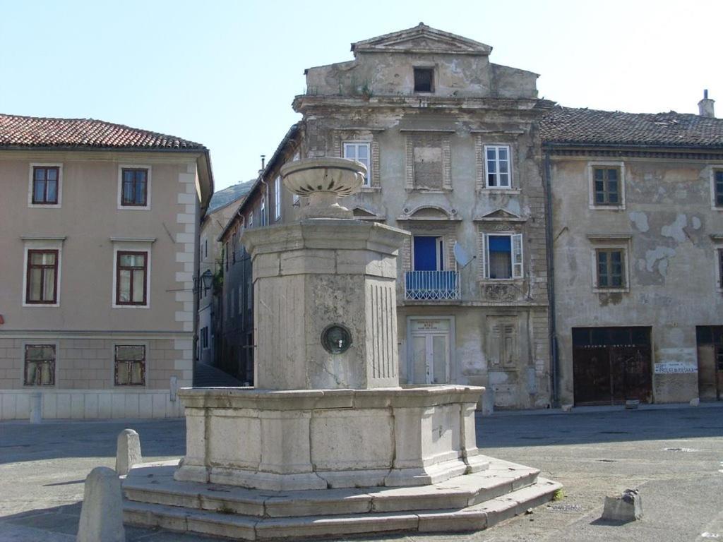 Appartement App Zora, Centar Senj à Senj  Extérieur photo